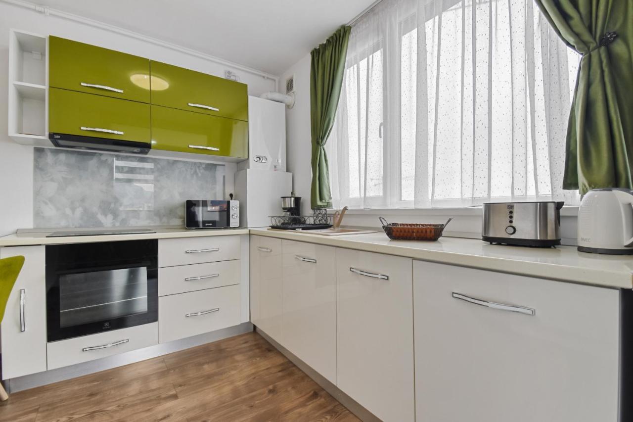 Appartement Modern In New Building With Panoramic View à Braşov Extérieur photo